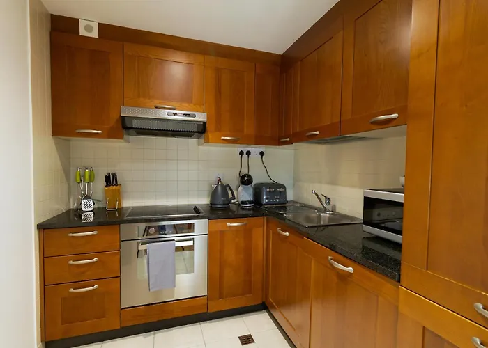 Geata Na Cathrach - Lakeside Galway